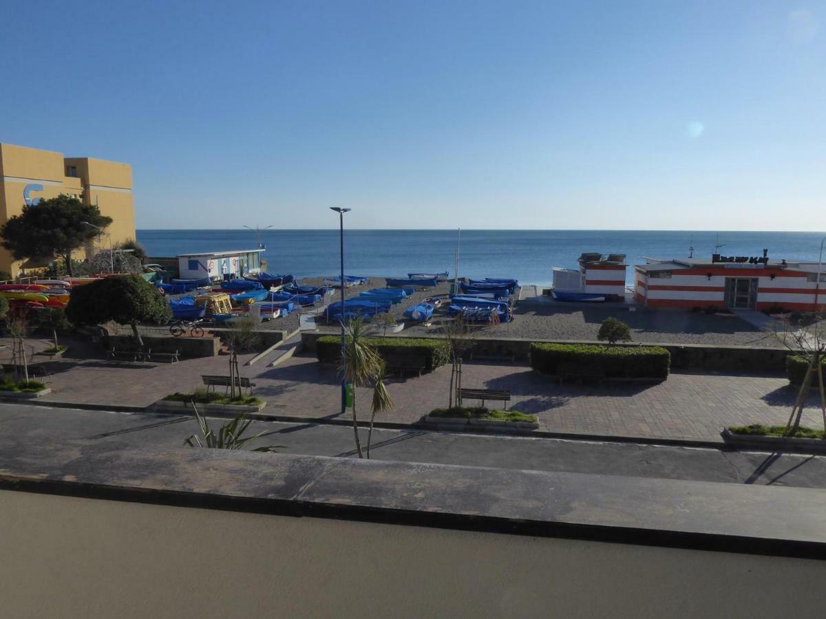 House Little Boat By Holiday World Riva Trigoso Extérieur photo